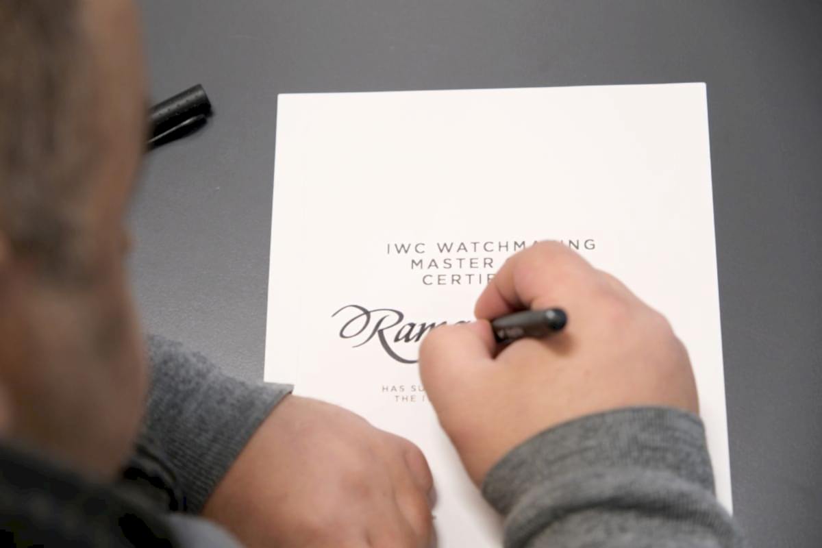 IWC Schaffhausen’in yüksek saatçilik geleneği ile Mercedes-Benz’in zamansız tasarımı aynı çizgide buluştu.