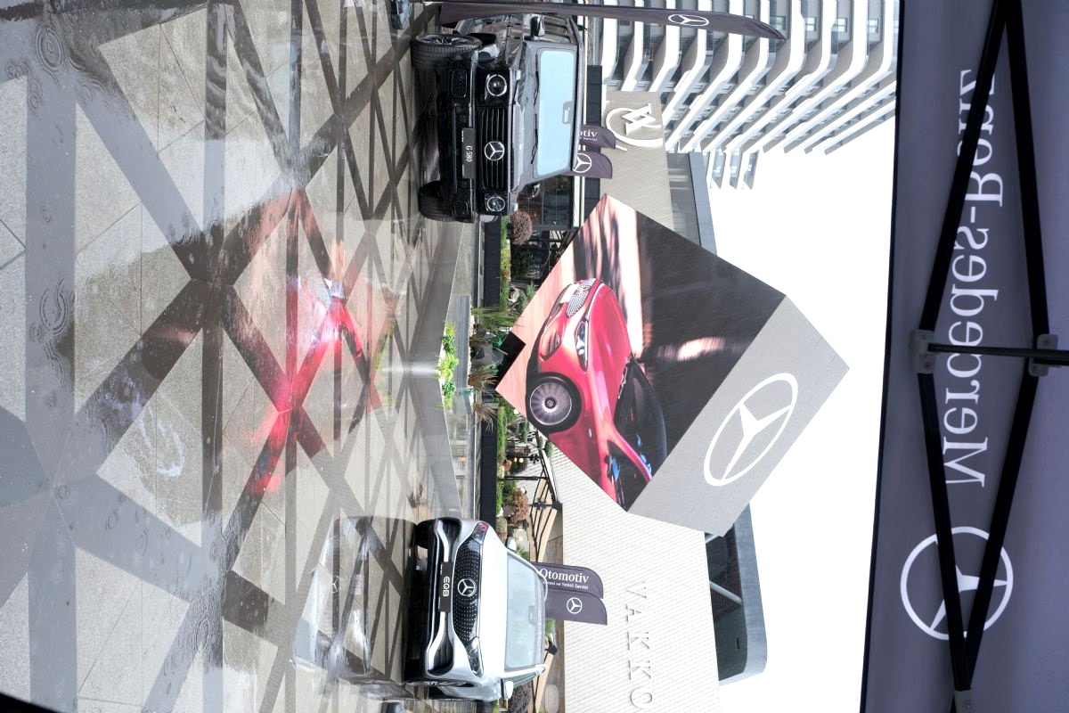 IWC Schaffhausen’in yüksek saatçilik geleneği ile Mercedes-Benz’in zamansız tasarımı aynı çizgide buluştu.